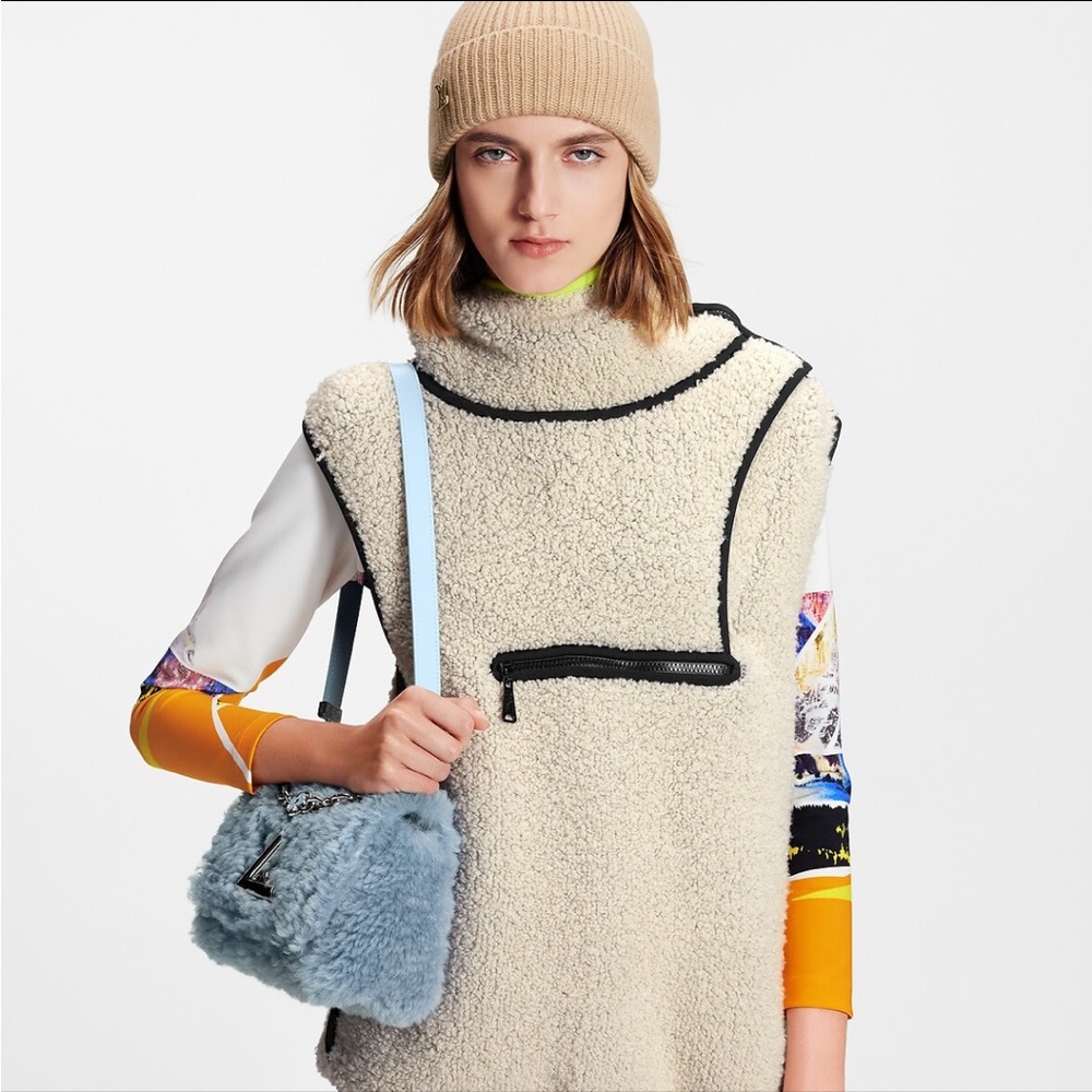 Louis Vuitton Cream and Black Vest 100% authentic.